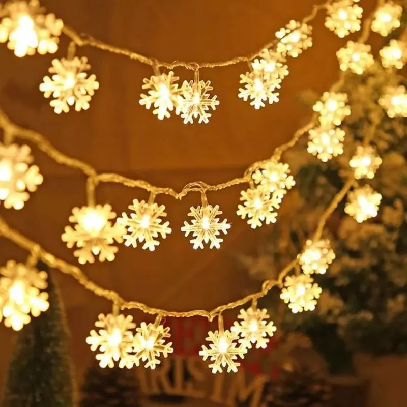 Lampu Natal Dinding